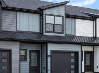 102 Jonathan Wade Cir, Clarksville, TN 37043