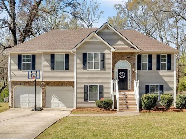 8471 Duncan St, Douglasville, GA 30134