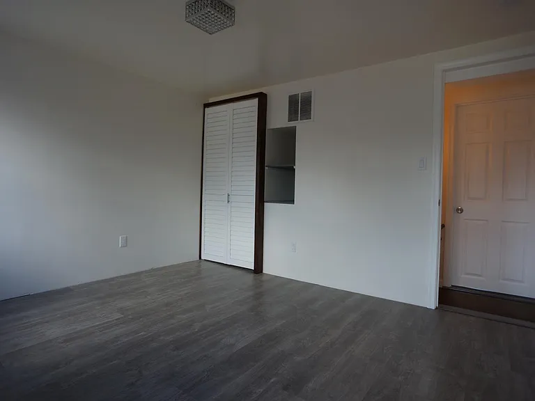 907 Lemmon St — Photo 30