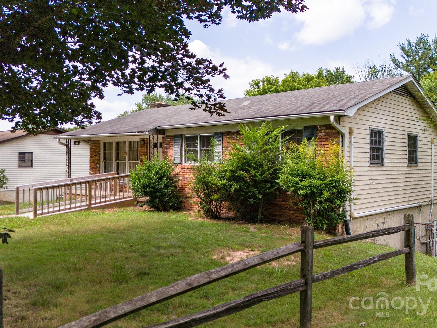 179 Mount Carmel Rd, Asheville, NC 28806 Zillow