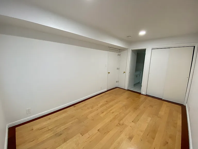 425 S 900 E - Salt Lake City, UT — Photo 12