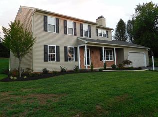 345 River Rd, Pequea, PA 17565