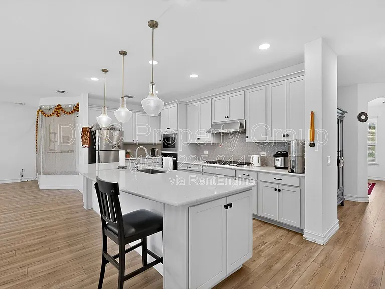 1837 Whispering Pines Dr — Photo 15
