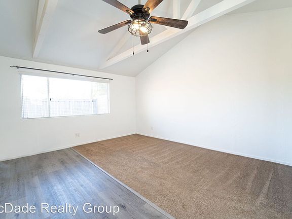 4th image of 2707 Robertson St #8700950