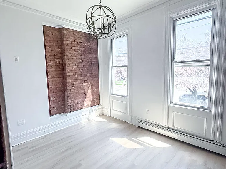 248 Rose Ave #1 — Photo 14