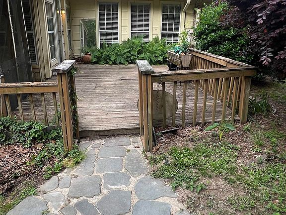 3rd image of 3334 Smith Sims Rd
