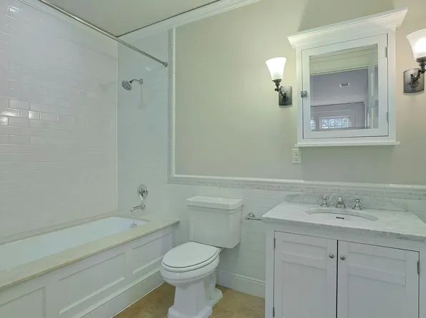 5000 Grosvenor Avenue image 29 of 42