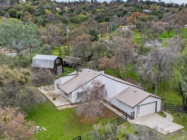 31814 Lockwood Ln, Prather, CA 93651