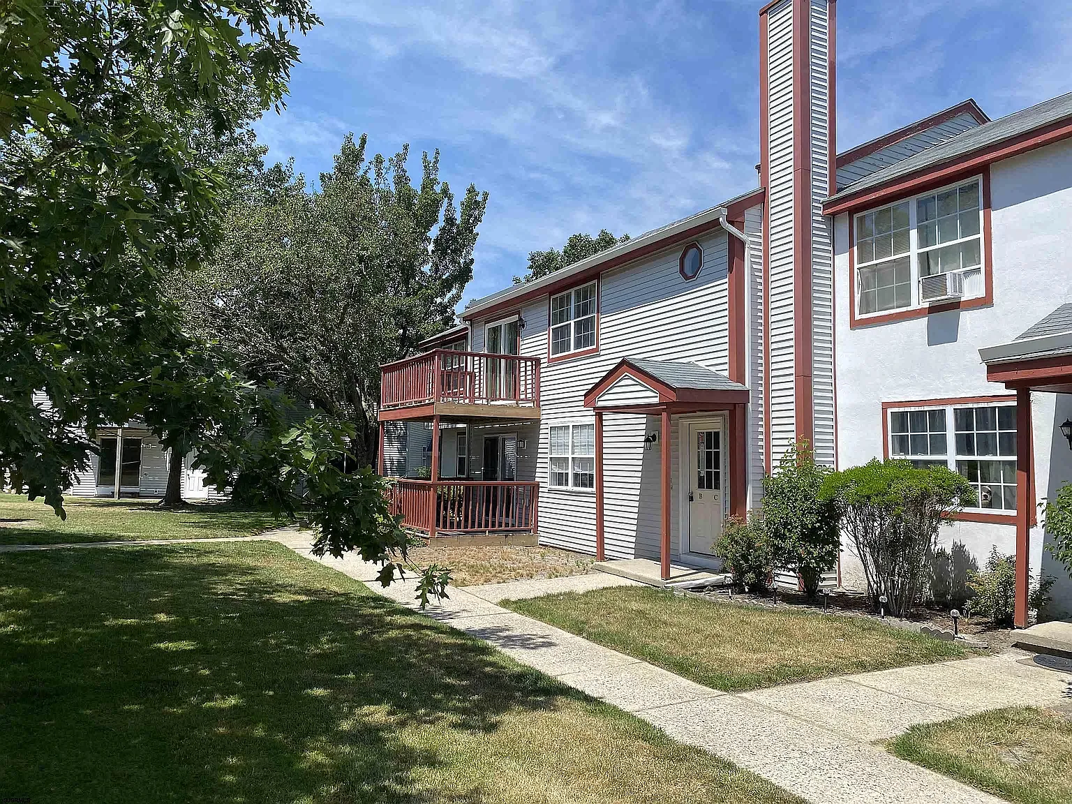 2 bed, 1152 sqft, $2,000 — Photo 1