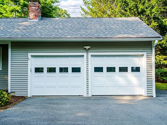 4th image of 167 Willow St