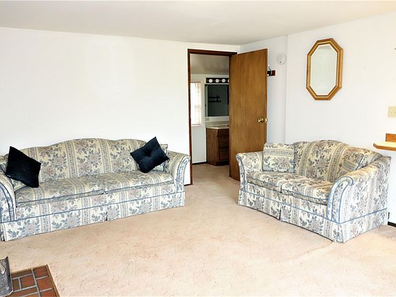3rd image of 755 3rd St