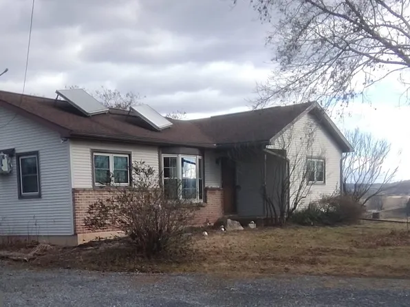 572 Bridgeport Rd, Landisburg, PA 17040