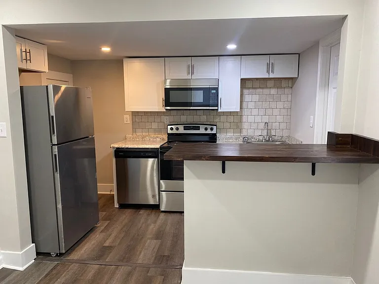2715 Portsmouth Blvd — Photo 5