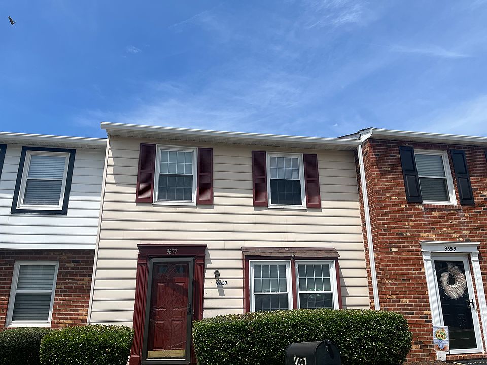 1st image of 9657 Springfield Woods Ct