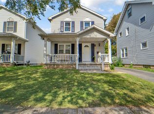 120 Barberry Ter, Rochester, NY 14621