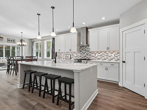 5th image of 630 Melendy Ln