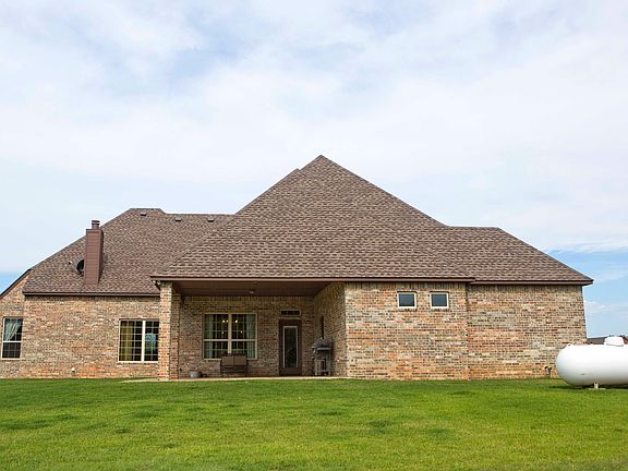 4th image of 8100 Rock Cliff Cir