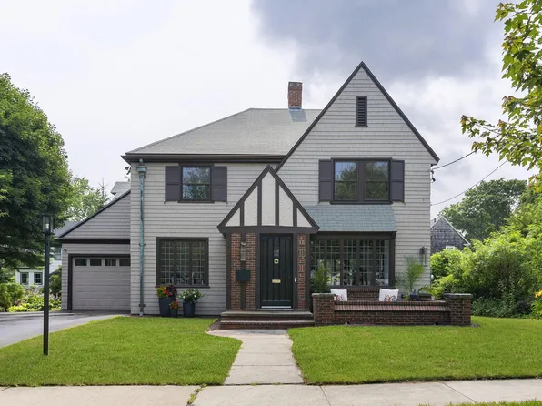 12 Kenwood Street, Portland, ME 04102