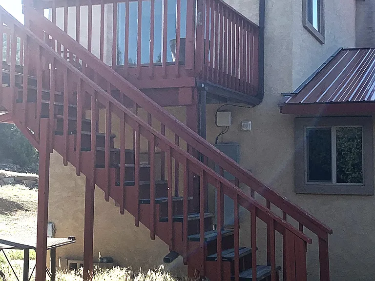 519 Trestle Ln #B — Photo 4