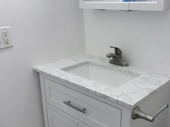 200 Woodhills Dr #202, Goshen, NY 10924