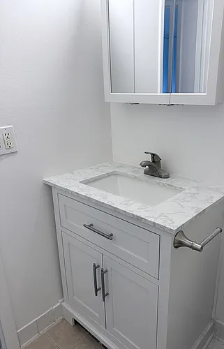 200 Woodhills Dr #202 Photo 1