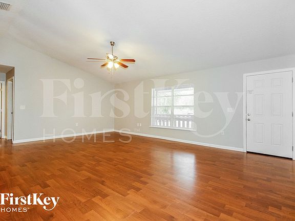 5th image of 8240 Stoner Rd