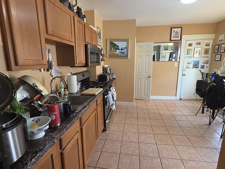 59 Oak St #2 — Photo 5