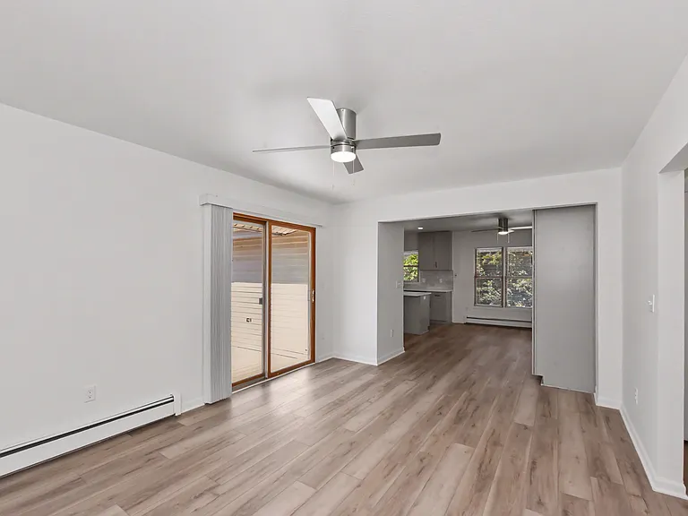 W330N4339 Lakeland Dr #B — Photo 12