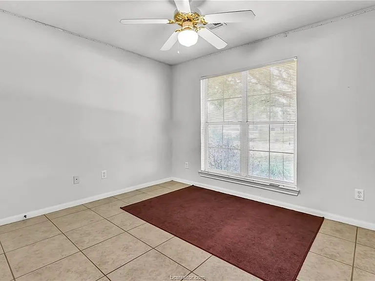 2411 Pintail Loop — Photo 15
