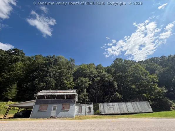 10273 Aarons Fork Rd, Charleston, WV 25320