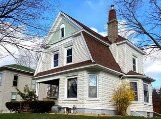 335 Smith St, Portland, MI 48875