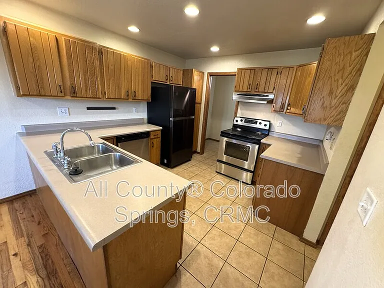 380 Ponderosa Ln — Photo 6