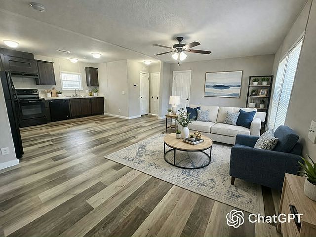 Listing photo 3