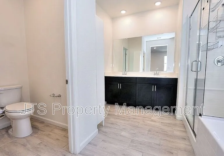 3217 Sunny Gate Ln — Photo 64