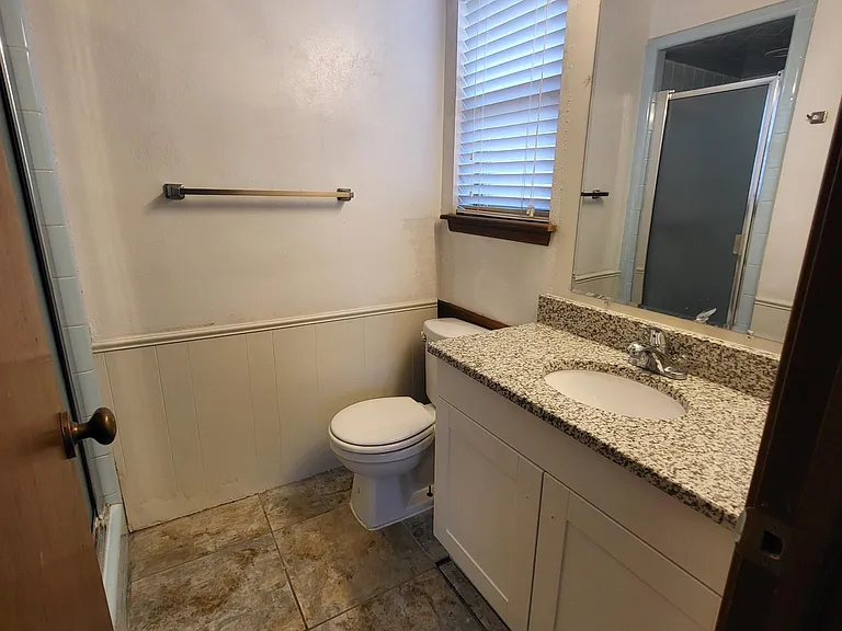 2620 N Brenda Ave — Photo 11
