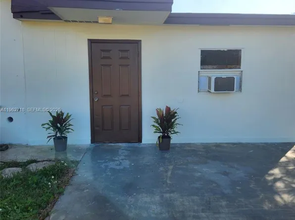 27660 SW 162nd Ave #1, Homestead, FL 33031