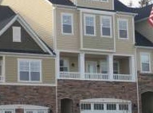 407 Halyard Ln, Tega Cay, SC 29708