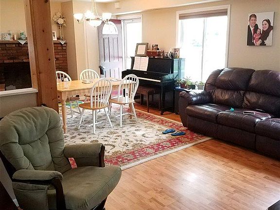 2nd image of 8 Hanifin Ave