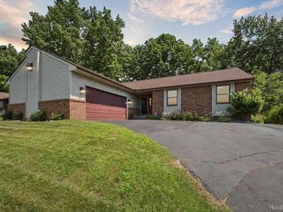 30924 Bramley Cir, New Hudson, MI, 48165