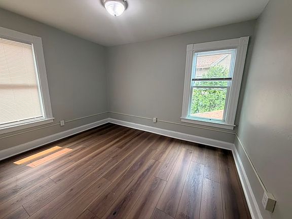 5th image of 8 Arch St #2B