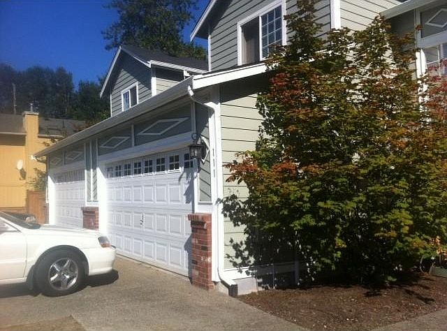 2nd image of 109 105th Street Ct E