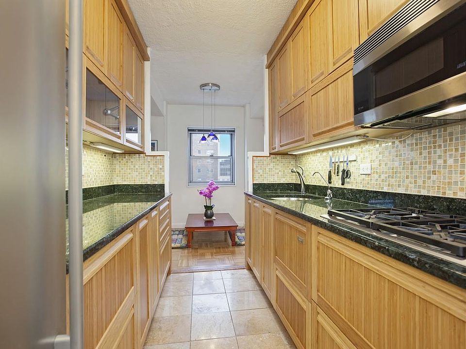1st image of 270 Jay St APT 9C