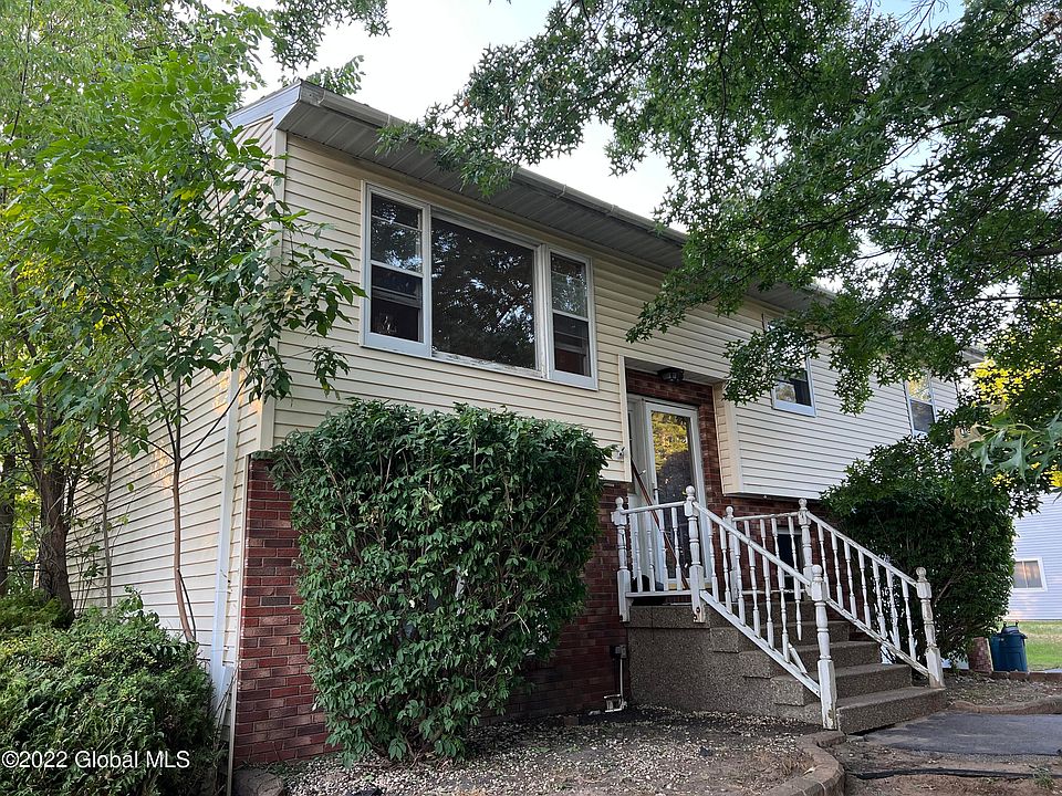 19 Berwyn St, Schenectady, NY 12304 MLS 202224081 Zillow