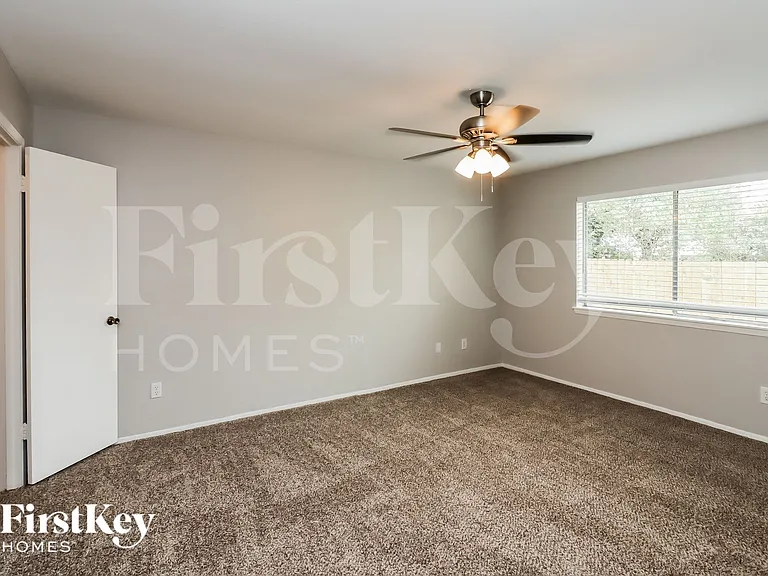 2231 Anthony Hay Ln — Photo 9