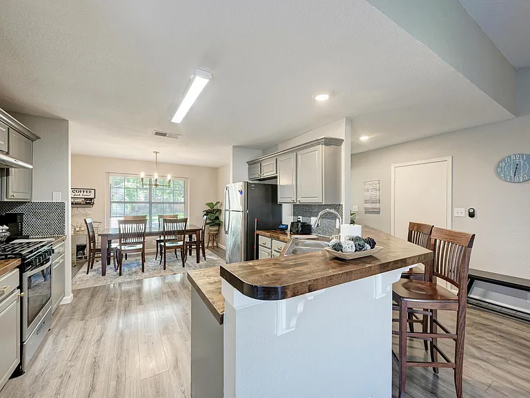 2022 Balsam Way — Photo 12
