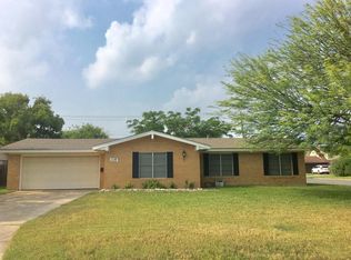 119 N Janin Cir, Portland, TX 78374