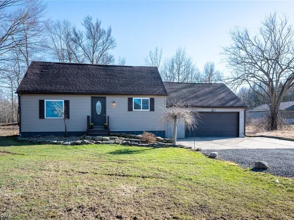 4616 King Graves Rd, Vienna, OH 44473