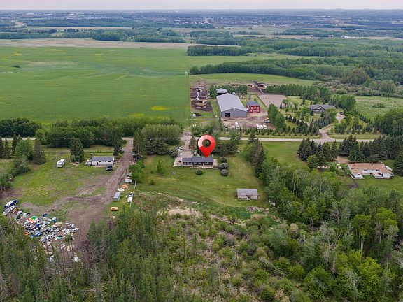 3rd image of 10915 Spruce Valley Rd