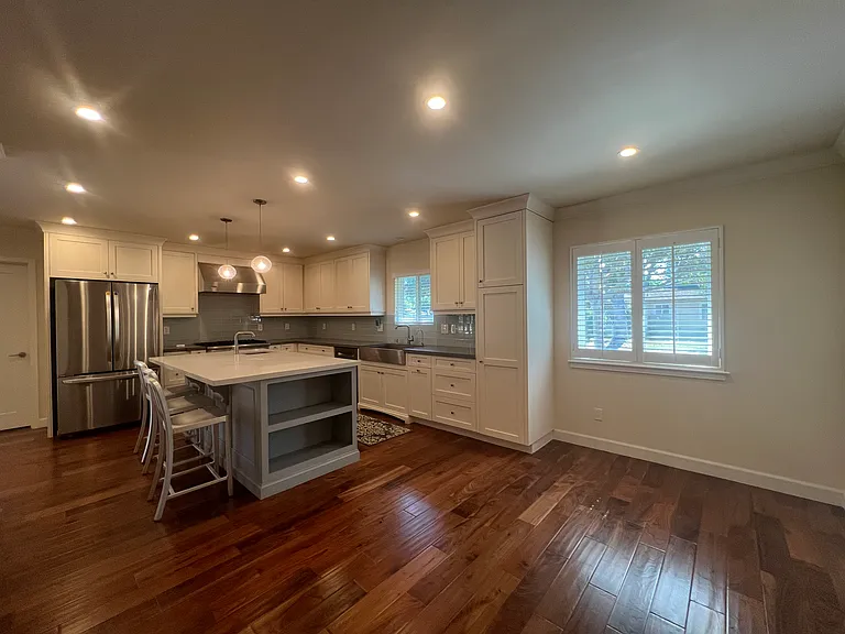 55 W Arthur Ave — Photo 65