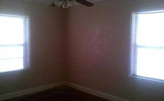 4th image of 959 34th St